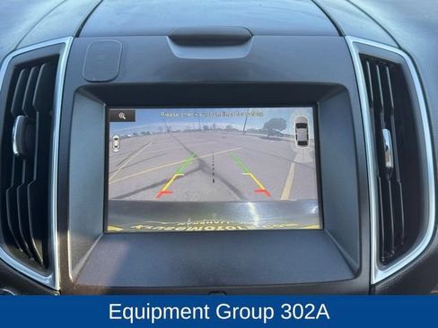 Used 2015 Ford Edge Titanium w/ Equipment Group 302A AWD/4WD image 21