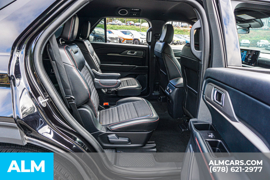 Used 2025 Ford Explorer ST-Line AWD/4WD image 23