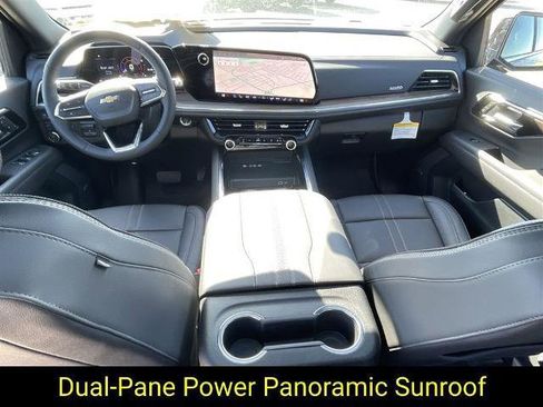 New 2025 Chevrolet Suburban High Country image 29