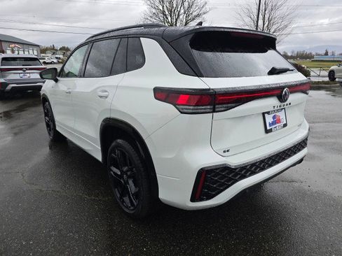 New 2026 Volkswagen Tiguan SE R-Line AWD/4WD image 5