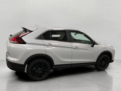 New 2026 Mitsubishi Eclipse Cross LE image 2