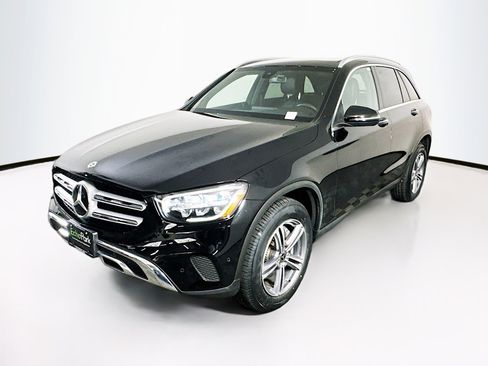 Used 2021 Mercedes-Benz GLC 300 image 3