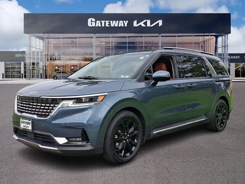 Certified 2024 Kia Carnival SX FWD image 1