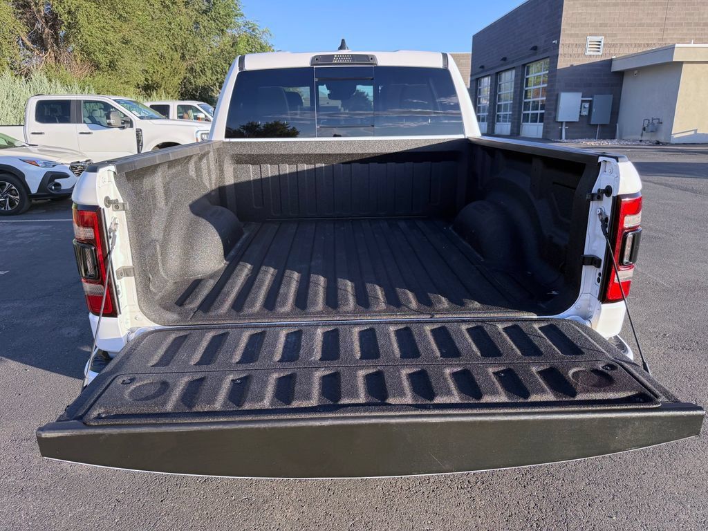 Used 2023 RAM 1500 Laramie AWD/4WD image 14