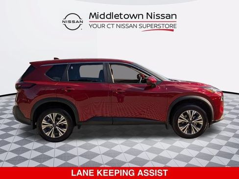 Used 2023 Nissan Rogue SV AWD/4WD image 2