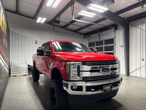 Used 2017 Ford F250 Lariat w/ Chrome Package AWD/4WD image 15