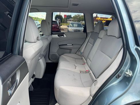 Used 2011 Subaru Forester 2.5X Premium AWD/4WD image 12