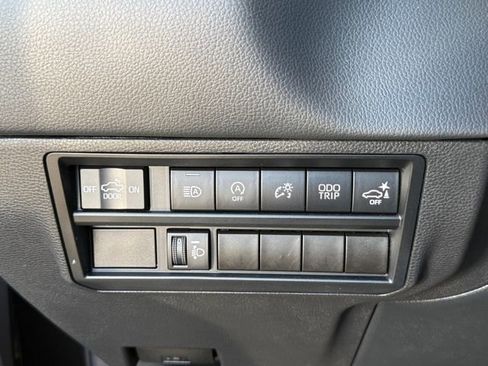 Used 2022 Toyota Tundra Limited image 23