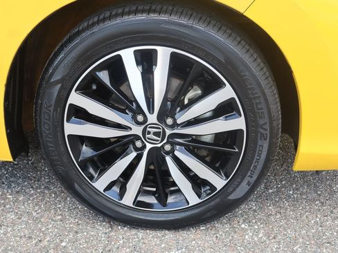 Used 2018 Honda Fit EX image 10