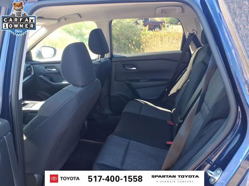 Used 2024 Nissan Rogue SV FWD image 12
