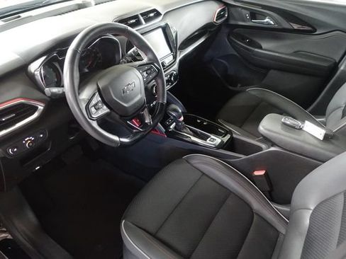 Used 2023 Chevrolet TrailBlazer RS w/ Convenience Package FWD image 10