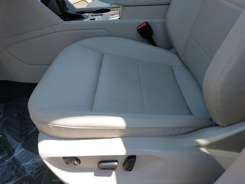 Used 2023 Volkswagen Atlas SE w/ Panoramic Sunroof Package FWD image 32