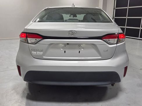Used 2023 Toyota Corolla LE FWD image 11