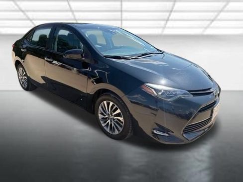 Used 2019 Toyota Corolla XLE FWD image 1