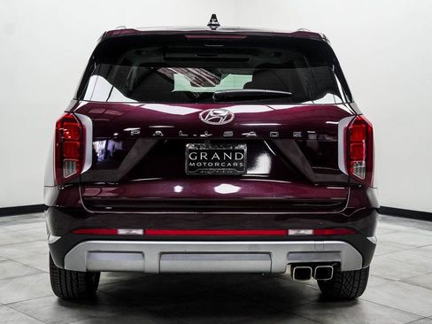 Used 2024 Hyundai Palisade Limited FWD image 9