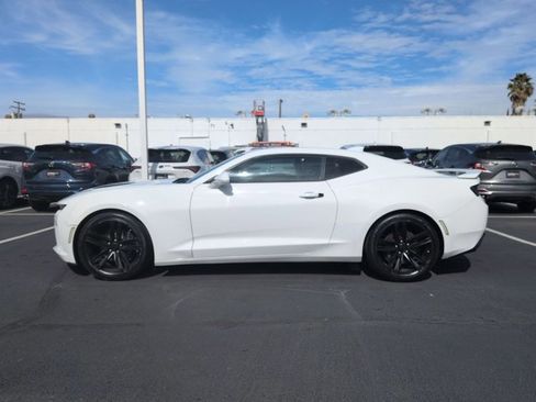 Used 2016 Chevrolet Camaro SS RWD image 9