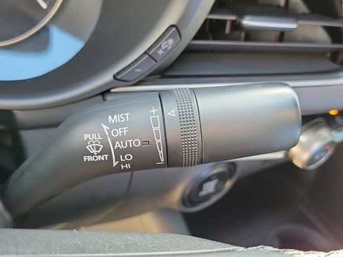 Used 2023 MAZDA MAZDA3 s FWD image 28