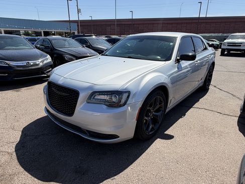 Used 2020 Chrysler 300 Touring w/ Sport Appearance Package RWD image 1