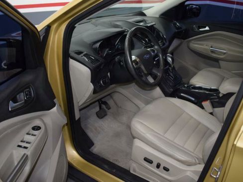 Used 2015 Ford Escape Titanium image 12