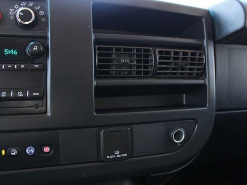 Used 2018 GMC Savana 2500 Extended RWD image 13