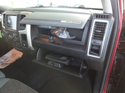 Used 2018 RAM 1500 Big Horn image 46