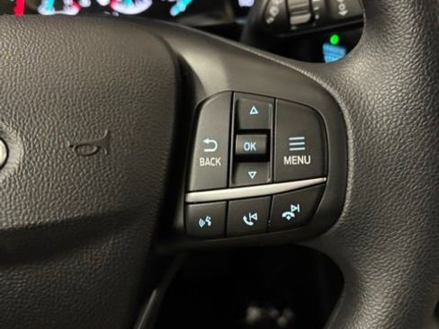 Used 2020 Ford Escape SE image 18