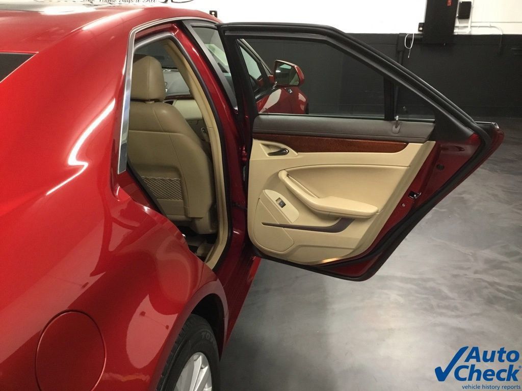 Used 2011 Cadillac CTS Luxury AWD/4WD image 34