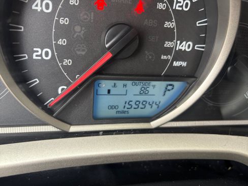Used 2014 Toyota RAV4 LE AWD/4WD image 11