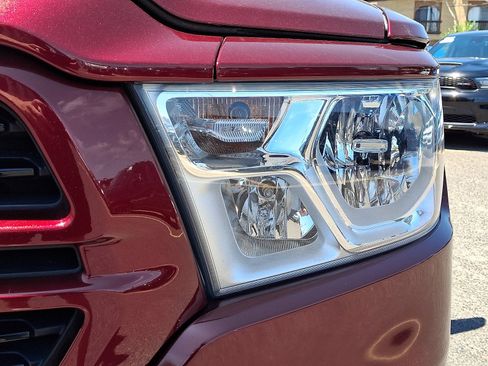 Used 2019 RAM 1500 Big Horn AWD/4WD image 9