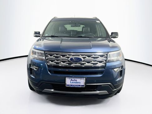 Used 2018 Ford Explorer XLT w/ Equipment Group 202A AWD/4WD image 2