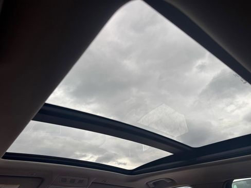 Used 2017 BMW X3 xDrive28i w/ Premium Package image 19