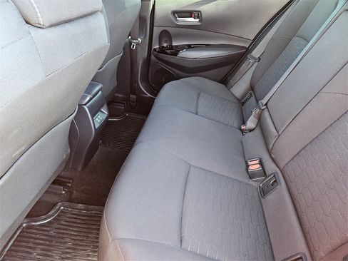 Used 2025 Toyota Corolla SE image 29