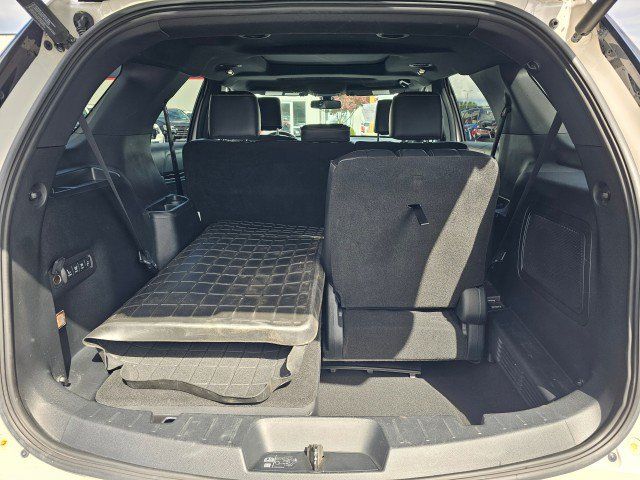 Used 2019 Ford Explorer Platinum AWD/4WD image 19
