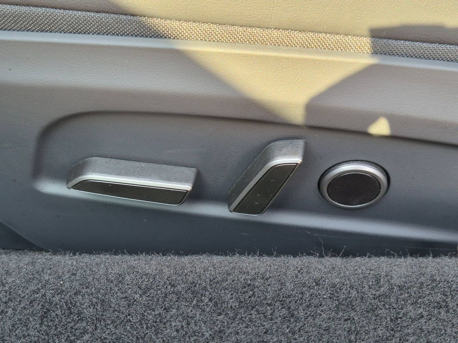 Used 2025 Tesla Model 3 Long Range RWD image 16