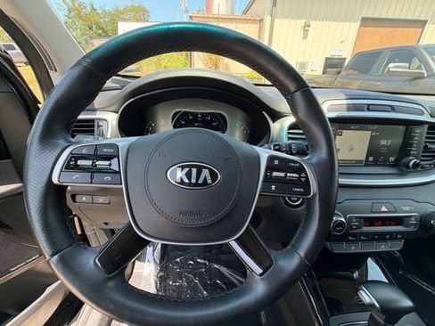 Used 2020 Kia Sorento SX AWD/4WD image 26