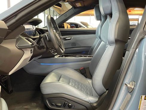 Used 2022 Audi e-tron GT Prestige w/ Prestige Package image 12