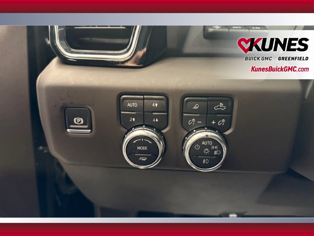 Used 2024 GMC Sierra 1500 Denali w/ Denali Reserve Package AWD/4WD image 19