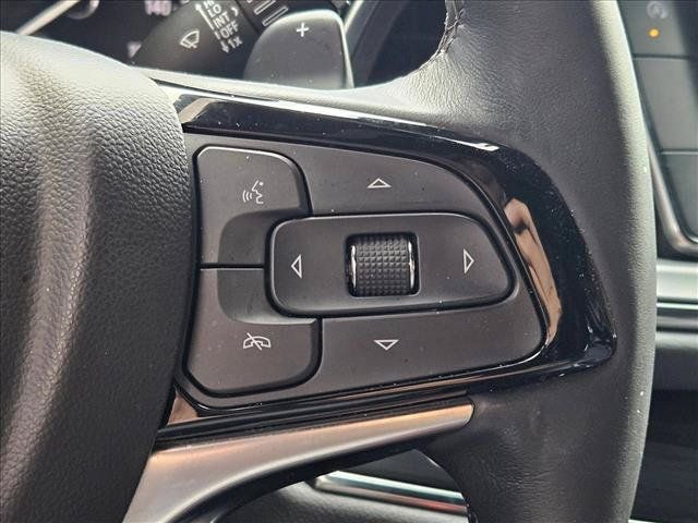 Used 2024 Buick Enclave Essence w/ Technology Package FWD image 12