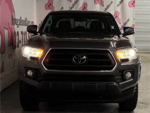 Used 2022 Toyota Tacoma SR5 image 5