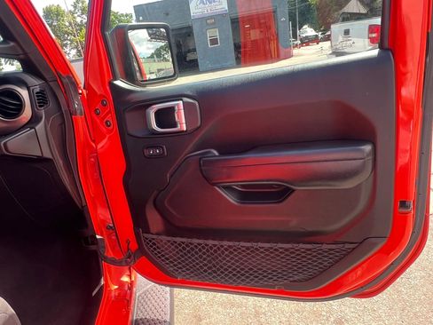 Used 2020 Jeep Wrangler Unlimited Sport S AWD/4WD image 30