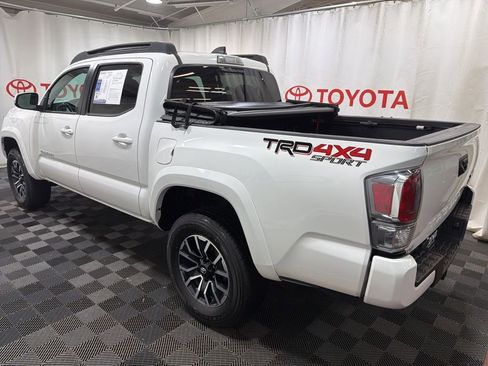 Used 2023 Toyota Tacoma TRD Sport image 4