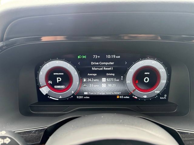 Used 2025 Nissan Pathfinder Platinum FWD image 32