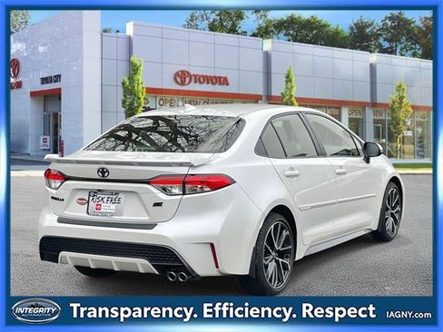 Used 2022 Toyota Corolla SE w/ Body Protection Package (TMS) image 5