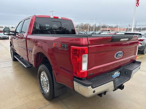 Used 2017 Ford F250 Lariat w/ Chrome Package image 7