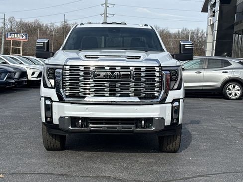 New 2026 GMC Sierra 2500 Denali w/ Denali Reserve Package AWD/4WD image 14