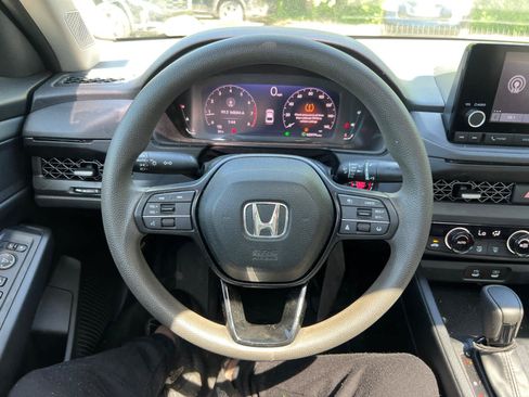 Used 2024 Honda Accord EX image 17