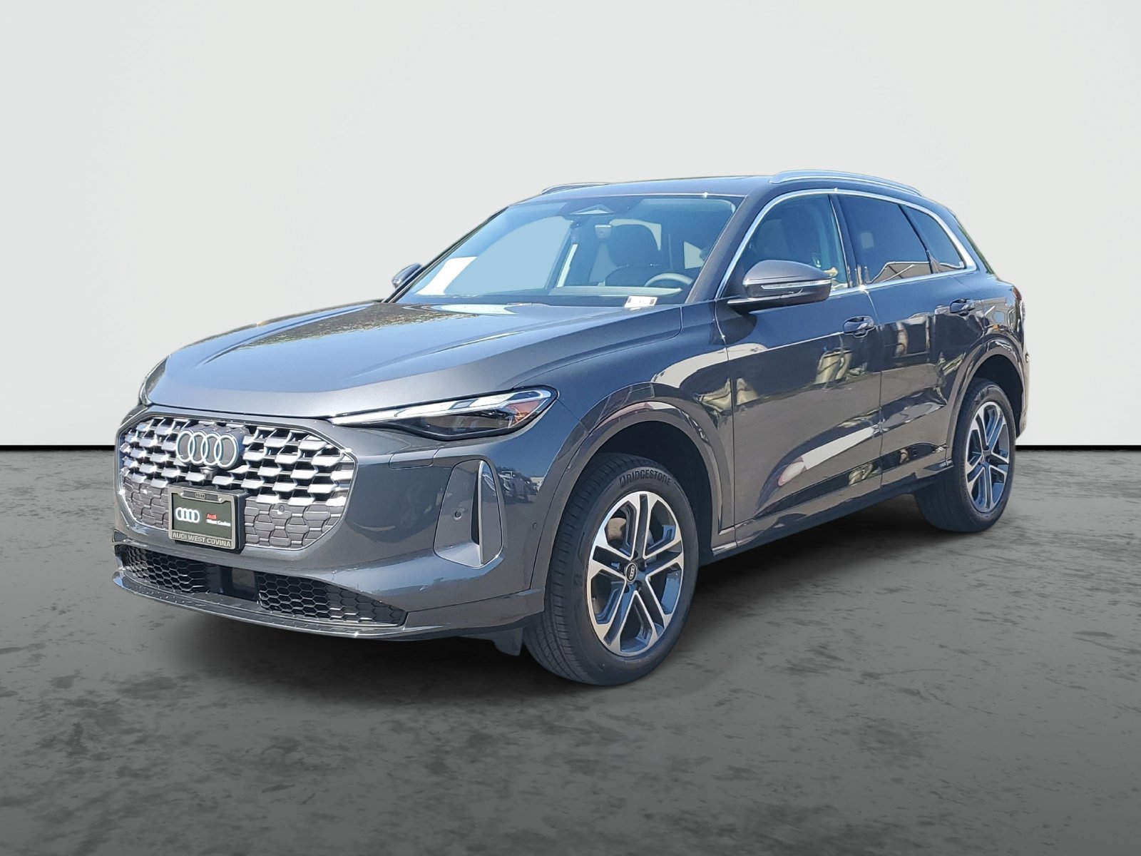 New 2026 Audi Q5 Premium AWD/4WD image 2