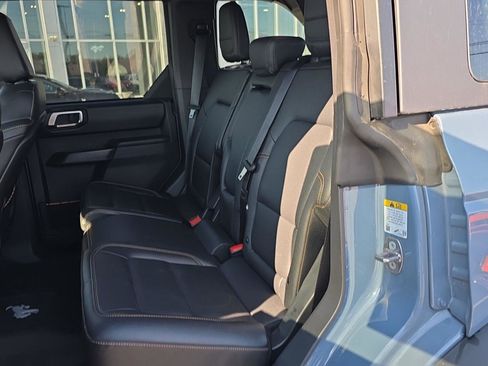 Used 2024 Ford Bronco Badlands image 18