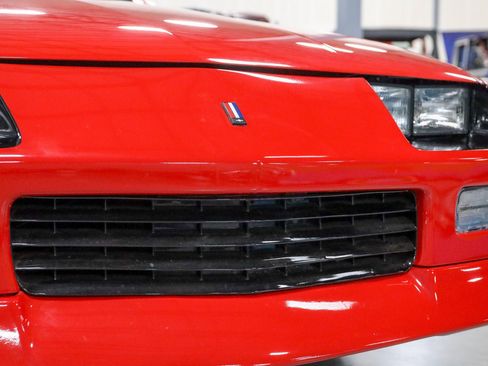 Used 1991 Chevrolet Camaro RS RWD image 27