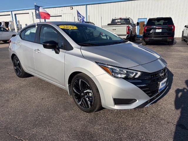 Used 2025 Nissan Versa SR w/ Trunk Package FWD image 7